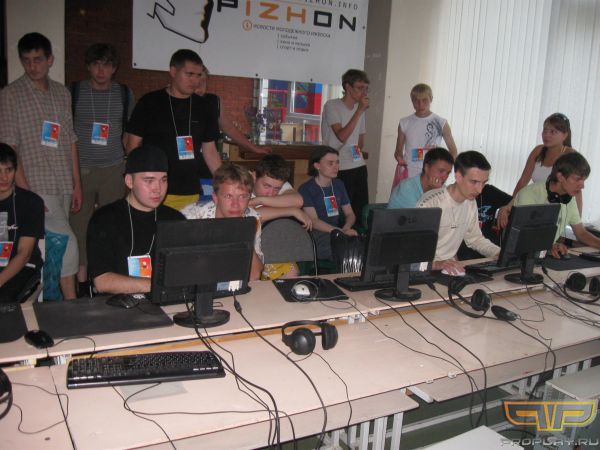 ����������